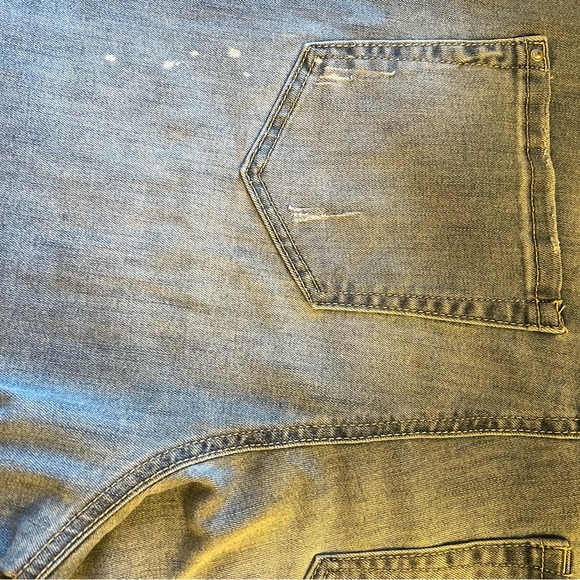 NWT INC INTERNATIONAL CONCEPTS BUTTON FLY WIDE LEG CROPPED JEANS IN SIZE 14. - Picture 7 of 11